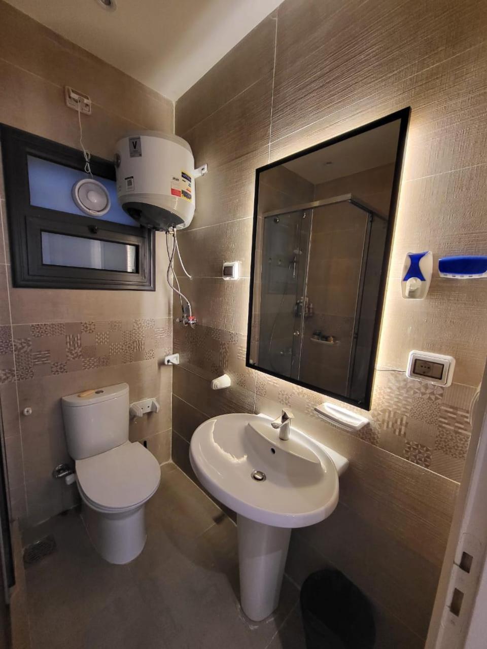 Madinity B8 - Fantasy Apartment *